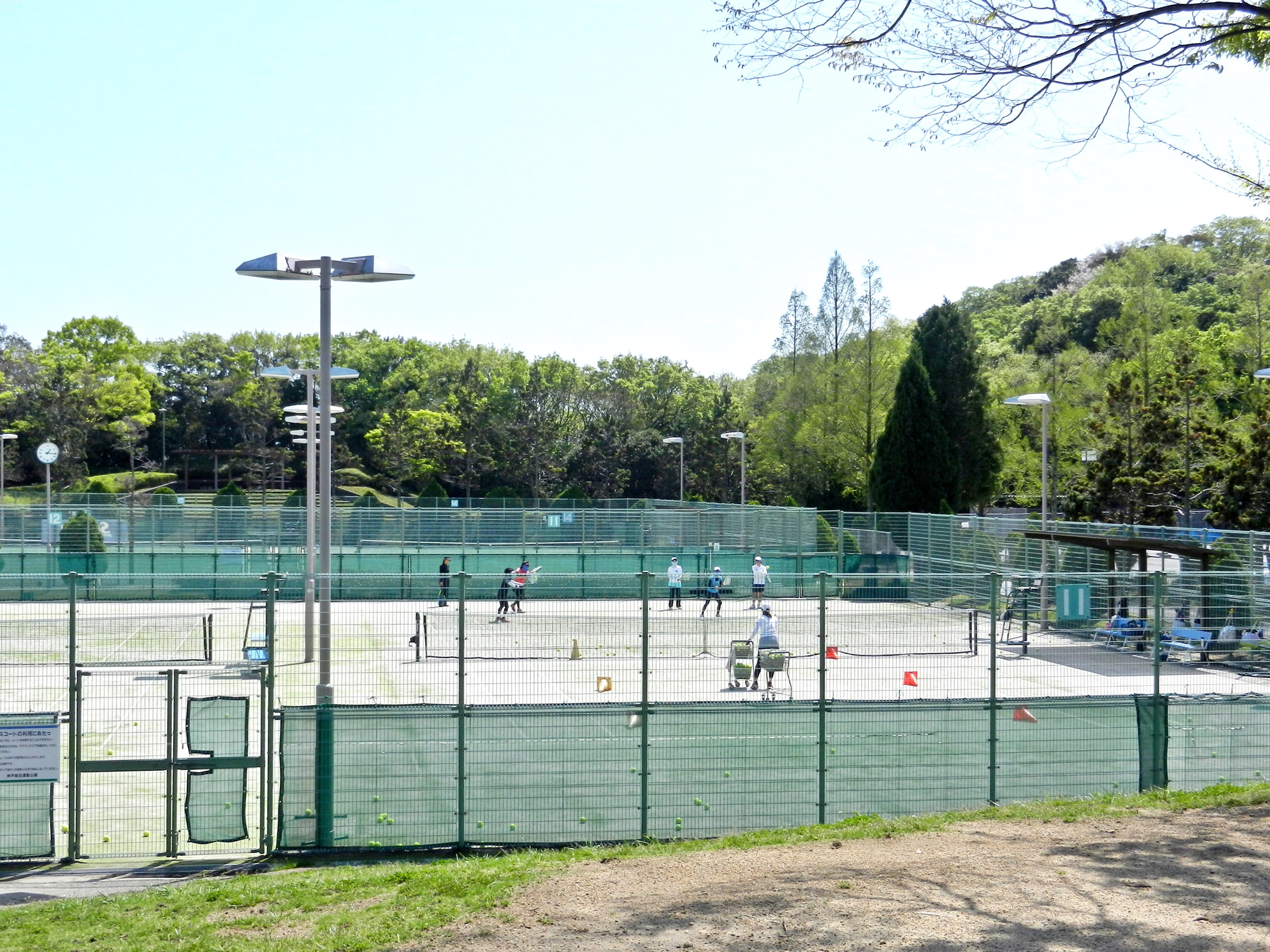 ダンロップテニススクール6月7月生 大募集！ 神戸総合運動公園 KOBE SPORTS PARK